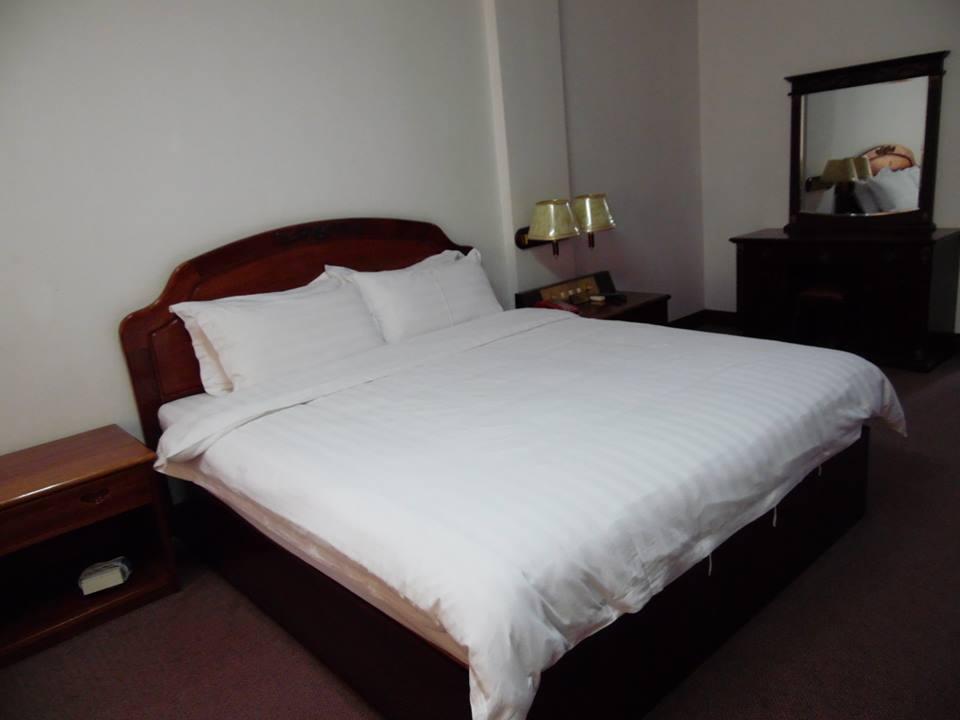 Mekong Hotel Вьентьян Экстерьер фото