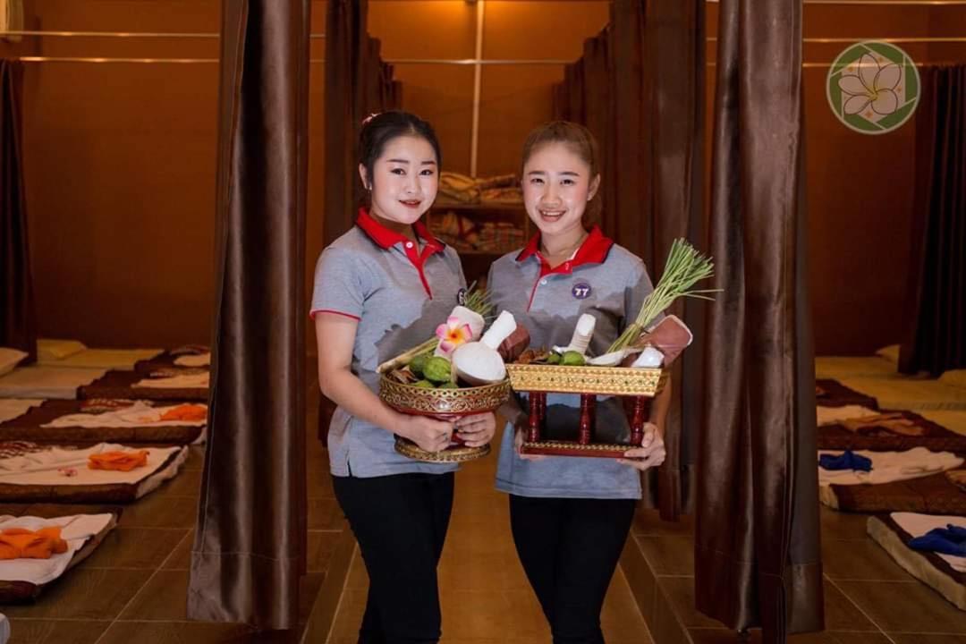 Mekong Hotel Вьентьян Экстерьер фото