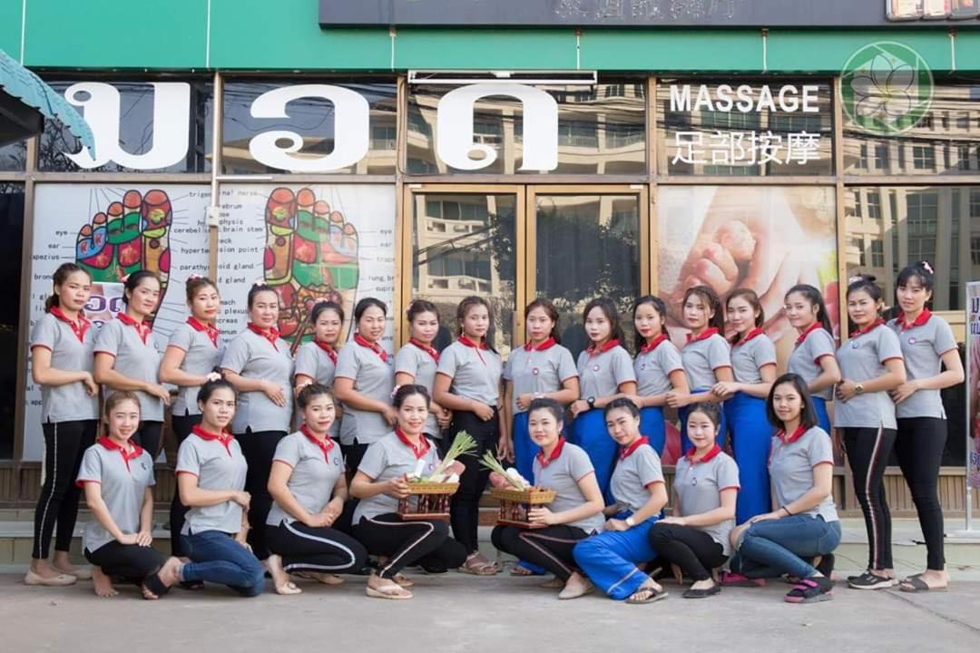 Mekong Hotel Вьентьян Экстерьер фото